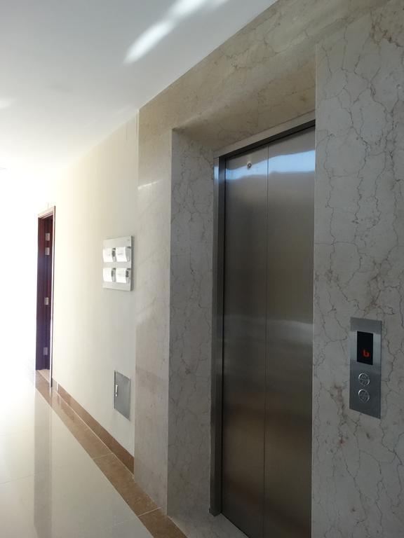 Hoa Vinh Hotel Ho Chi Minh City Exterior photo