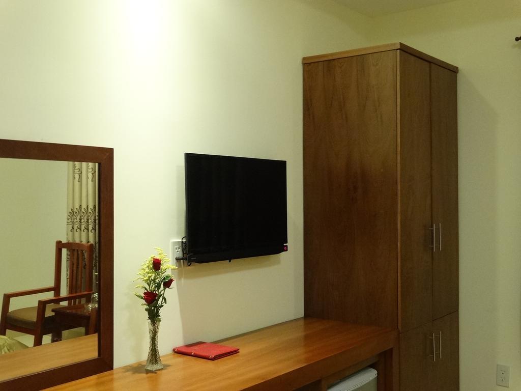 Hoa Vinh Hotel Ho Chi Minh City Room photo
