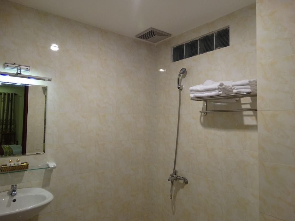 Hoa Vinh Hotel Ho Chi Minh City Exterior photo
