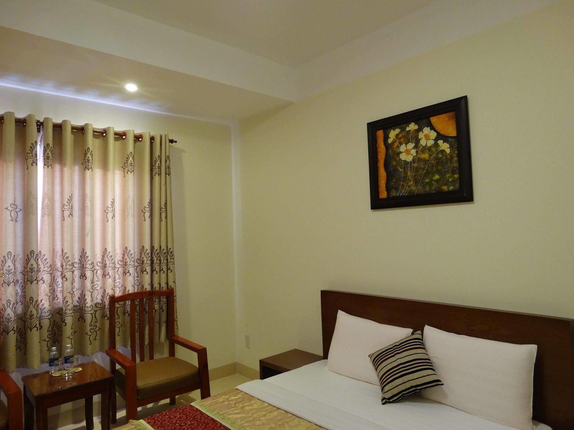 Hoa Vinh Hotel Ho Chi Minh City Exterior photo